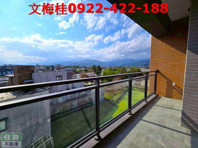 員山華廈-1